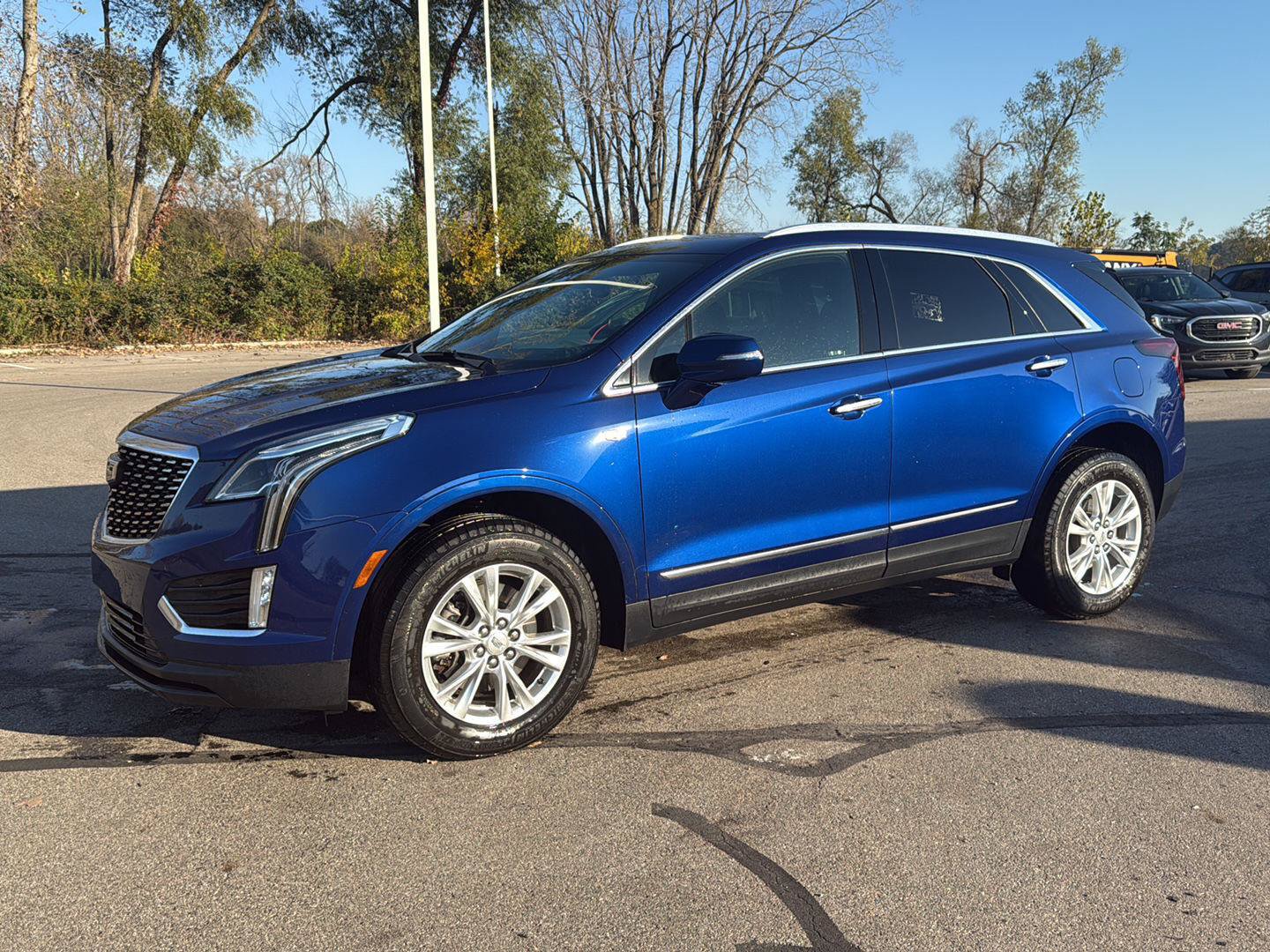 Used 2024 Cadillac XT5 Luxury AWD/4WD image 2