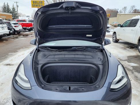 Used 2023 Tesla Model Y Long Range image 14