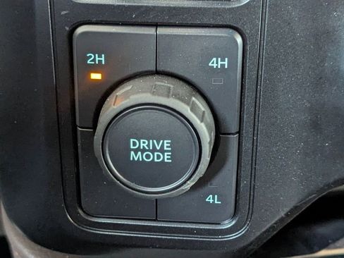 Certified 2025 Ford F450 King Ranch w/ Chrome Package image 30