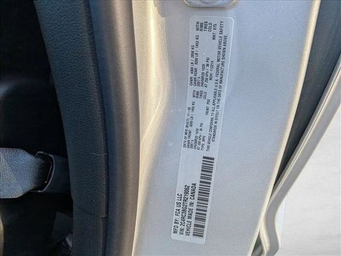 New 2026 Chrysler Pacifica Select image 16