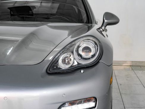 Used 2010 Porsche Panamera S RWD image 46