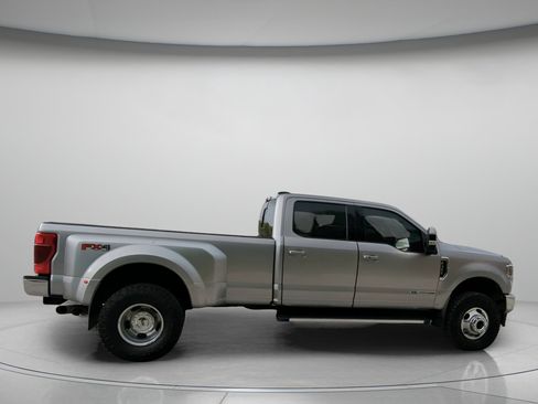 Certified 2022 Ford F350 Lariat w/ Lariat Ultimate Package image 30