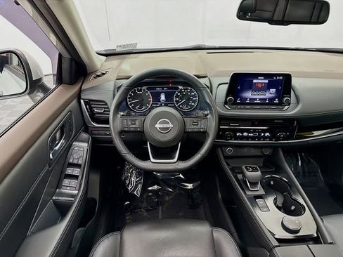 Used 2022 Nissan Rogue SL image 24