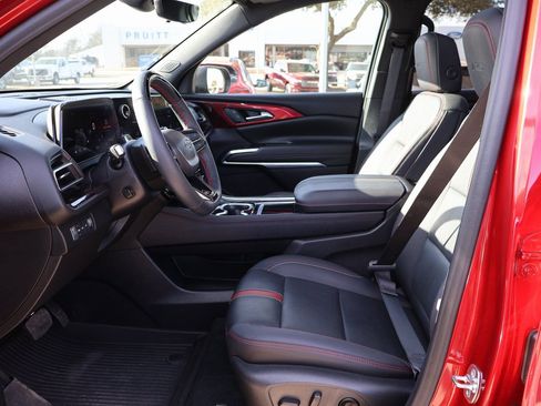 Used 2024 Chevrolet Traverse RS w/ LPO, Floor Liner Package image 28