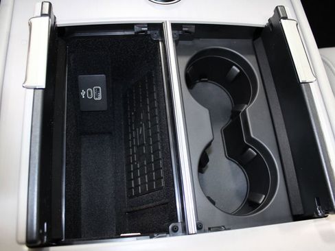 New 2025 Lincoln Navigator L Reserve image 51