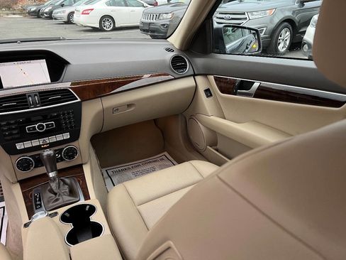 Used 2013 Mercedes-Benz C 300 4MATIC Sedan image 13