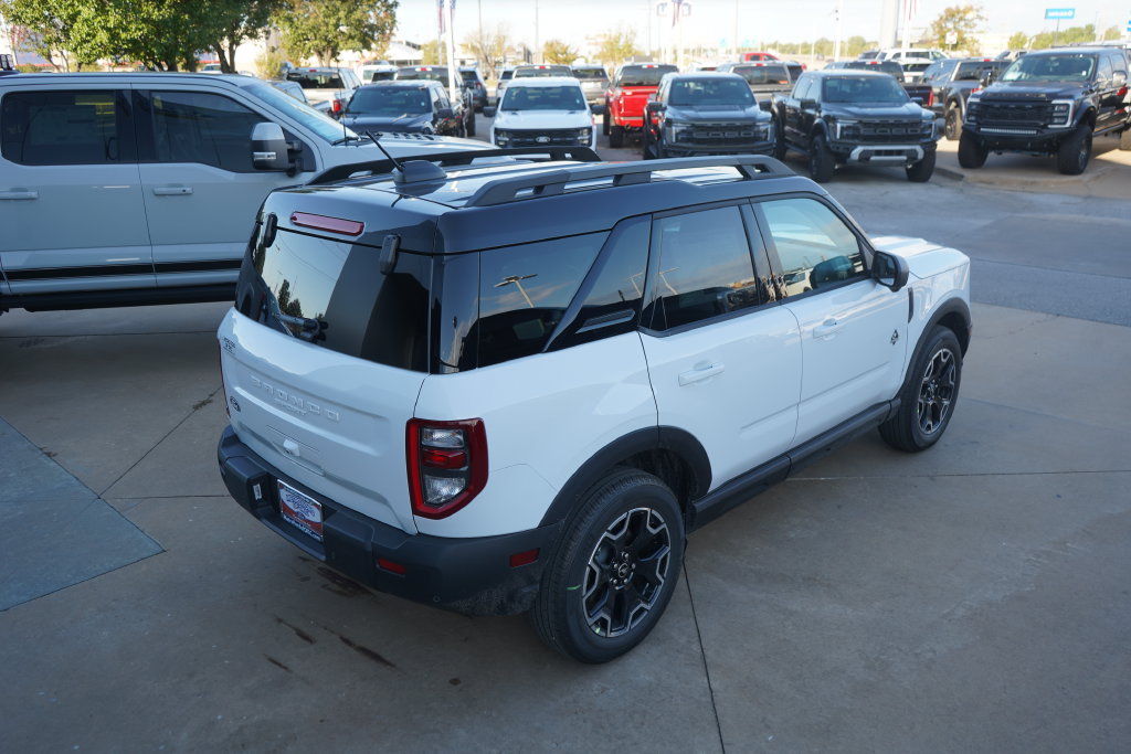 New 2026 Ford Bronco Sport Outer Banks w/ Outer Banks Tech Package+ AWD/4WD image 15