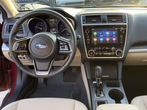 Used 2019 Subaru Outback 2.5i Limited AWD/4WD image 4