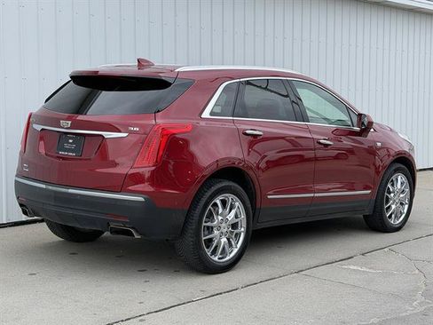 Used 2019 Cadillac XT5 Premium Luxury w/ Driver Assist Package AWD/4WD image 4