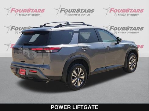 New 2026 Nissan Pathfinder SL FWD image 4