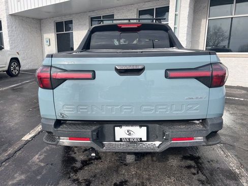 Used 2022 Hyundai Santa Cruz Limited image 4