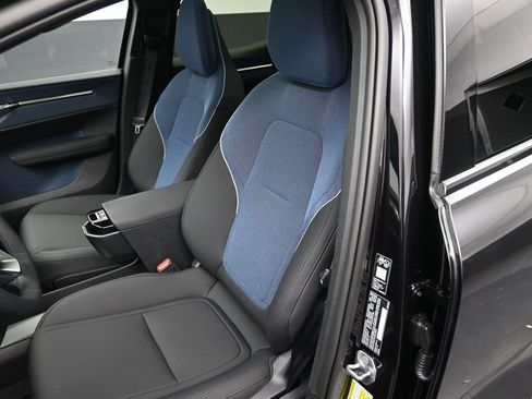 New 2026 Volvo EX30 Plus w/ Climate Package AWD/4WD image 10