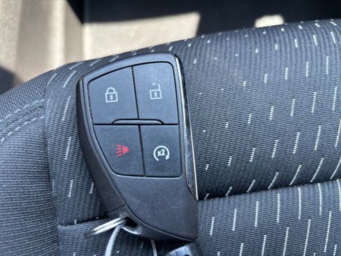 Used 2025 Chevrolet Equinox LT FWD image 25