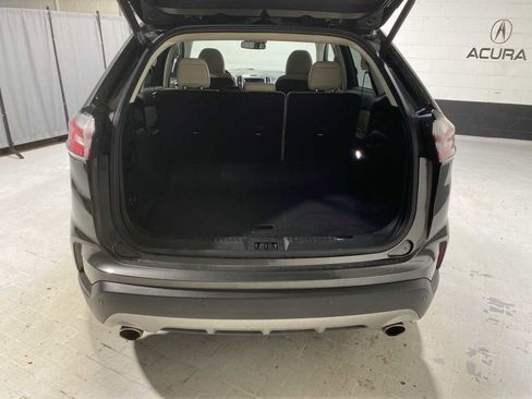 Used 2019 Ford Edge Titanium w/ Cold Weather Package image 19