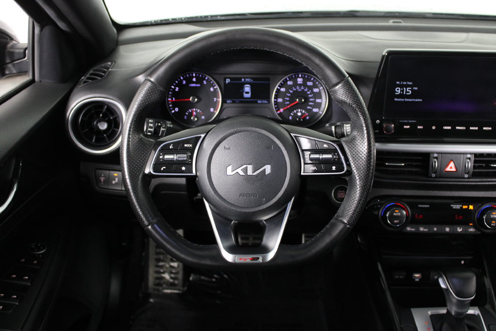 Used 2023 Kia Forte GT-Line w/ GT-Line Premium Package FWD image 8