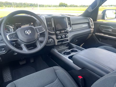 Used 2025 RAM 1500 Big Horn AWD/4WD image 18