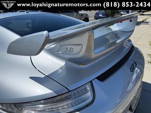 Used 2015 Porsche 911 GT3 image 9