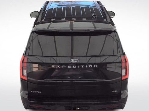 Used 2025 Ford Expedition Max Active image 6