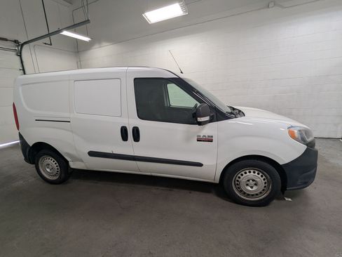Used 2020 RAM ProMaster City Tradesman FWD image 3