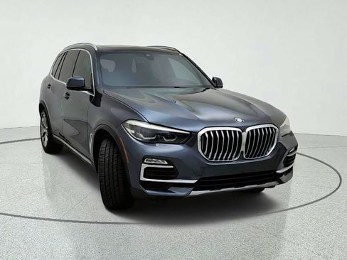 Used 2019 BMW X5 xDrive40i w/ Premium Package 2 AWD/4WD image 4