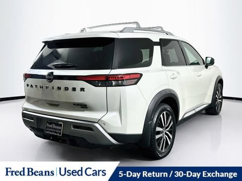 Certified 2024 Nissan Pathfinder Platinum w/ Black Appearance Package AWD/4WD image 10