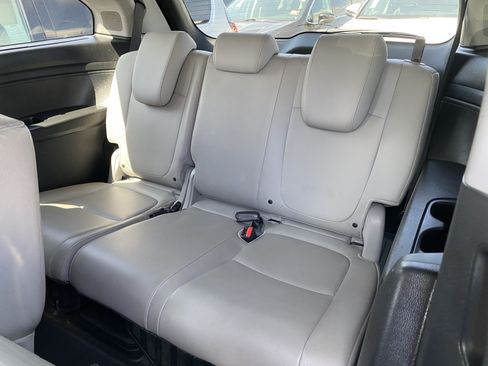 Used 2018 Honda Odyssey Elite image 16