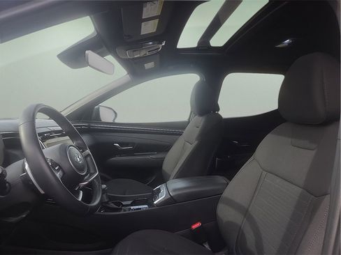 Used 2023 Hyundai Santa Cruz SEL Premium image 19