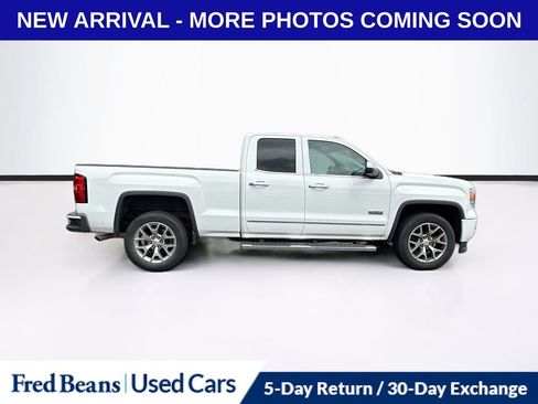 Used 2015 GMC Sierra 1500 SLE w/ All-Terrain Package AWD/4WD image 9