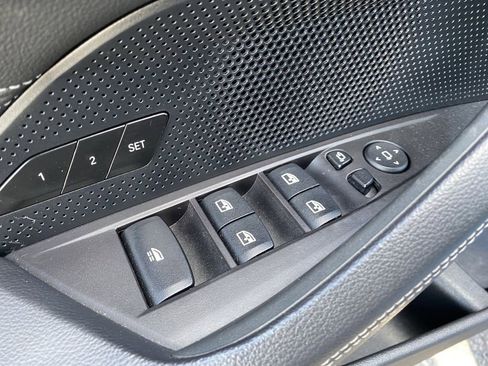 Used 2023 BMW 430i Convertible w/ Premium Package image 20