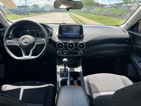 Used 2023 Nissan Sentra SV FWD image 5