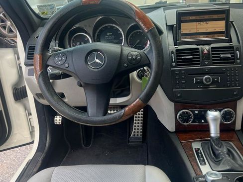 Used 2009 Mercedes-Benz C 300 Sedan image 13