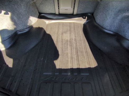 Used 2011 Honda Accord LX image 21