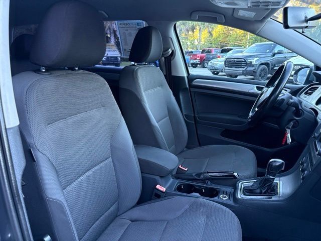 Used 2016 Volkswagen Golf S FWD image 31