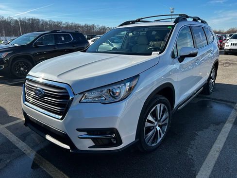 Used 2019 Subaru Ascent Limited image 1
