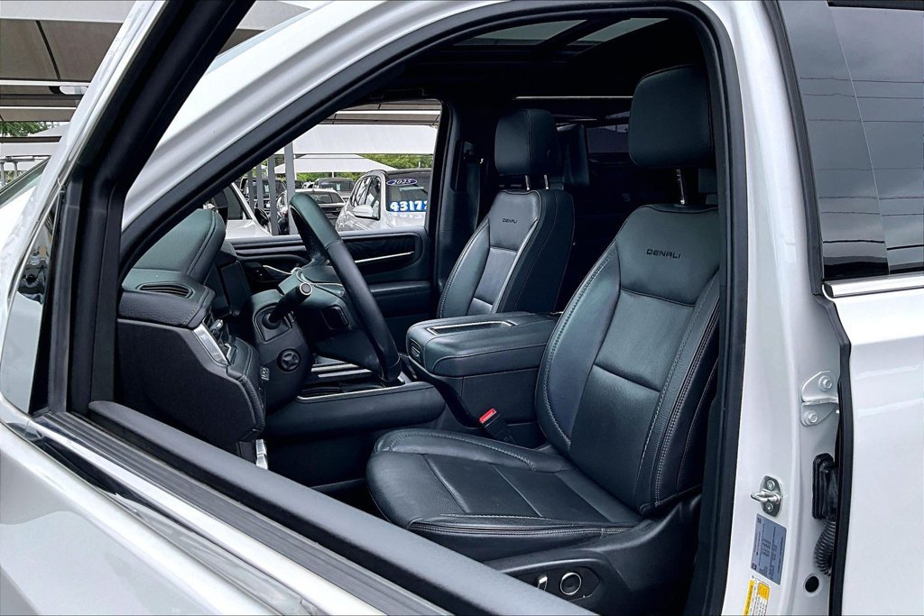 Used 2021 GMC Yukon Denali RWD image 34