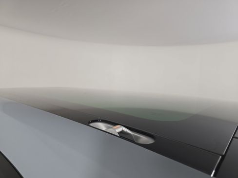 Used 2023 Rivian R1T Adventure image 13