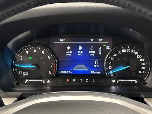 Used 2023 Ford Explorer XLT AWD/4WD image 18