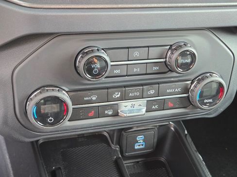 New 2025 Ford Bronco Big Bend image 17