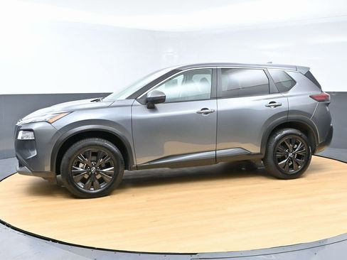Used 2022 Nissan Rogue SV image 6