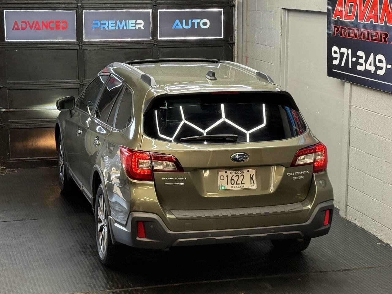 Used 2018 Subaru Outback 3.6R Touring w/ Protection Package #1 AWD/4WD image 10
