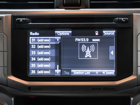 Used 2019 Toyota 4Runner SR5 Premium image 28