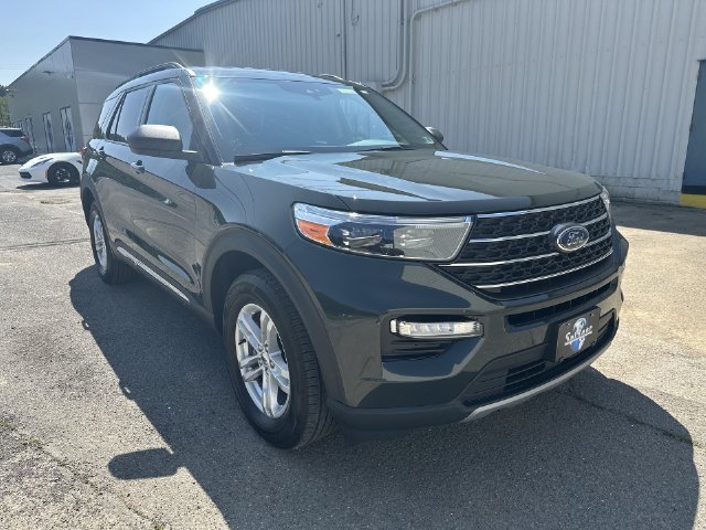 Used 2023 Ford Explorer XLT AWD/4WD image 18