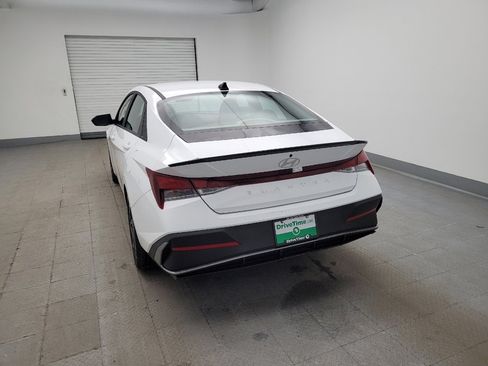 Used 2025 Hyundai Elantra Sport image 6