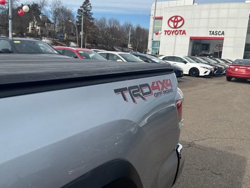 Used 2023 Toyota Tacoma TRD Off-Road image 44