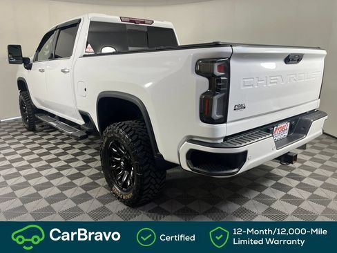 Used 2021 Chevrolet Silverado 2500 High Country w/ Z71 Off-Road Package AWD/4WD image 9