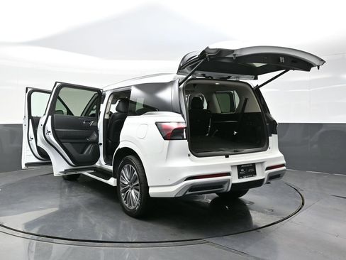 Used 2025 INFINITI QX80 Sensory image 37