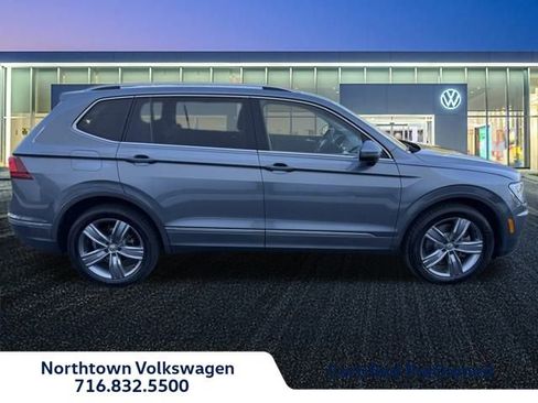 Certified 2020 Volkswagen Tiguan SEL image 2