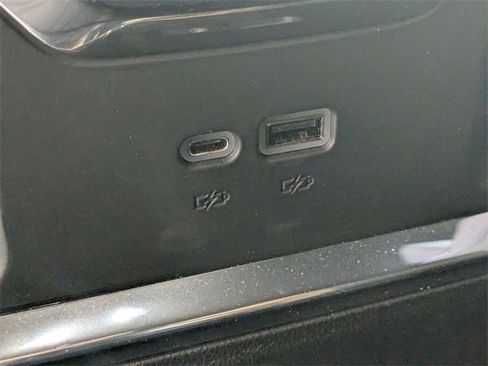 Certified 2023 Chevrolet Silverado 1500 High Country w/ High Country Premium Package image 30