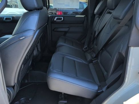 New 2026 Ford Bronco Badlands AWD/4WD image 7