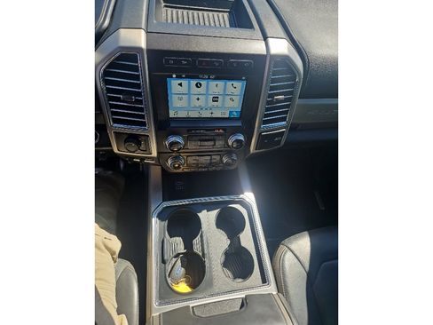 Used 2017 Ford F450 Platinum w/ Platinum Ultimate Package image 28